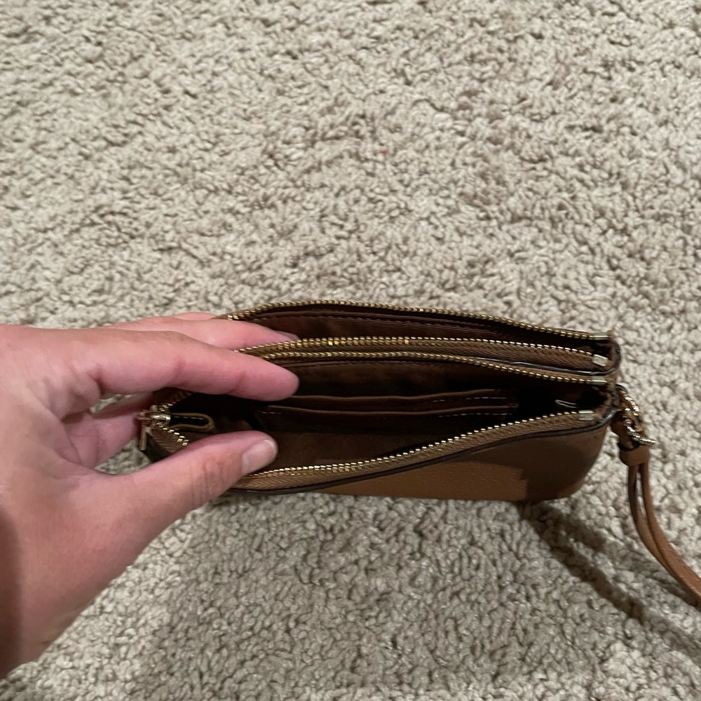 Coach Wristlet - Picture 3 of 4